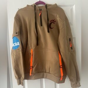 NCAA Cincinnati Bearcats khaki/tan tactical 1/4 zip hoodie.